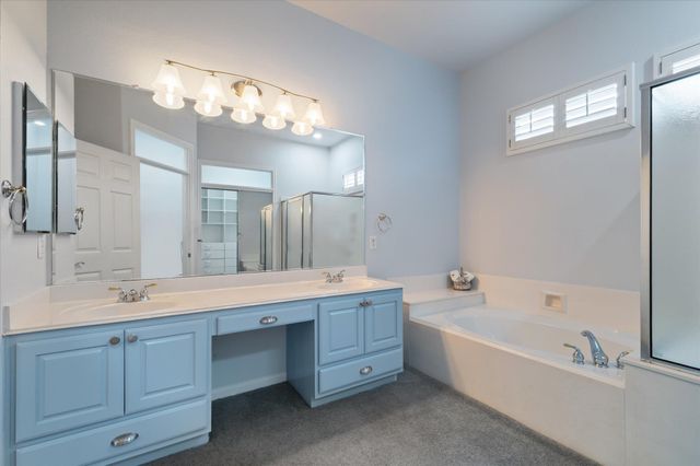 112 Lone Star DR, Georgetown, TX 78633