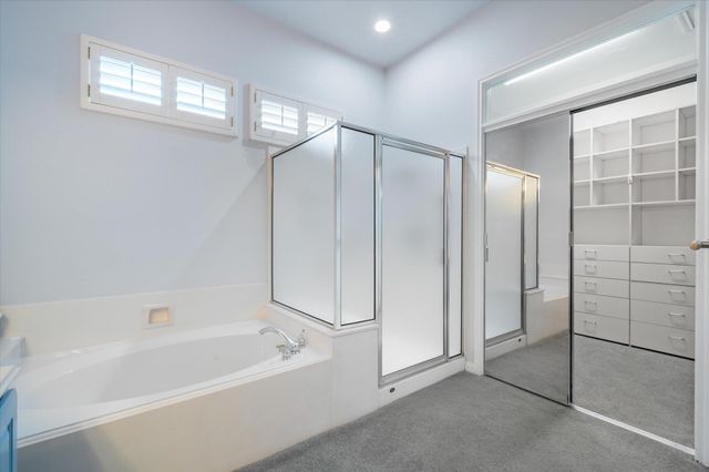 112 Lone Star DR, Georgetown, TX 78633