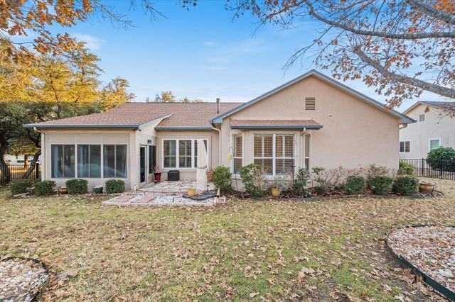 112 Lone Star DR, Georgetown, TX 78633