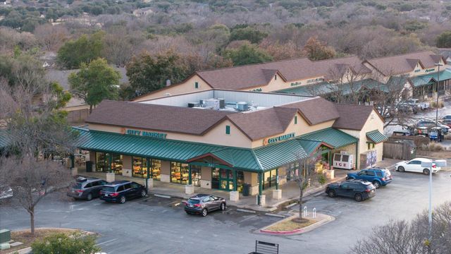 112 Lone Star DR, Georgetown, TX 78633