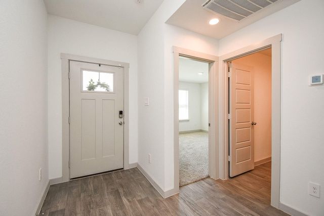 1614 Mountain Echo Drive, Richmond, TX 77469