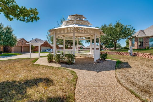 123 Crestridge Drive 11, Cedar Hill, TX 75104