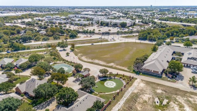 123 Crestridge Drive 11, Cedar Hill, TX 75104