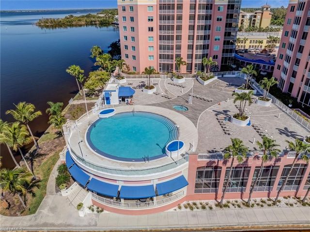 2743 1st ST 2102, Fort Myers, FL 33916