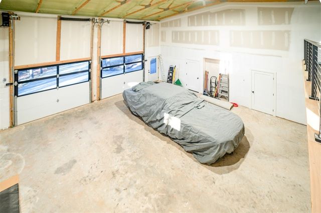 153 Passion Play Road, Eureka Springs, AR 72632