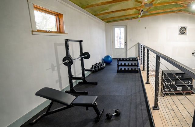 153 Passion Play Road, Eureka Springs, AR 72632