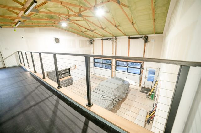 153 Passion Play Road, Eureka Springs, AR 72632