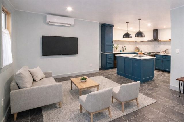 153 Passion Play Road, Eureka Springs, AR 72632