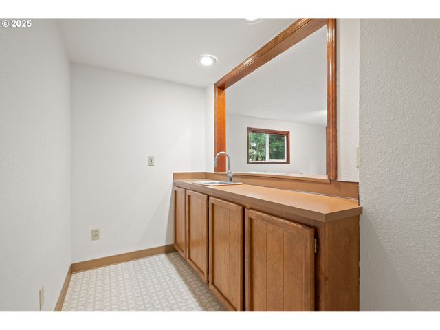 4415 POPLAR Way, Longview, WA 98632