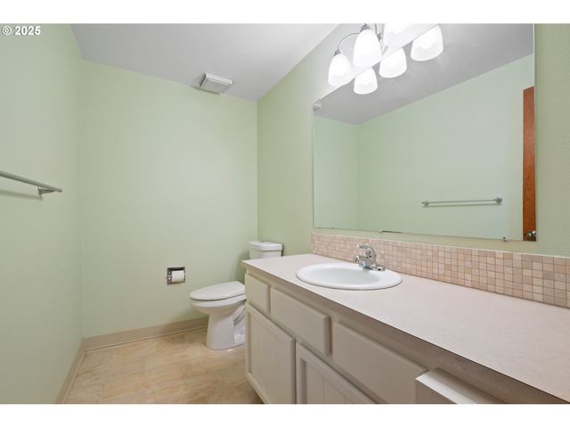 4415 POPLAR Way, Longview, WA 98632