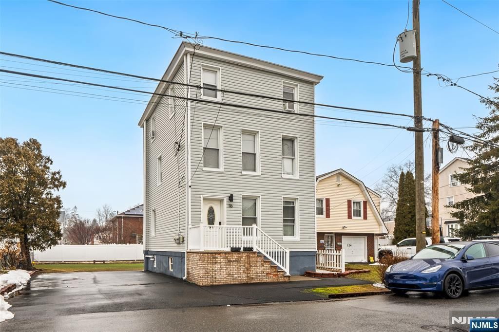 116 Lexington Avenue, Dumont, NJ 07628