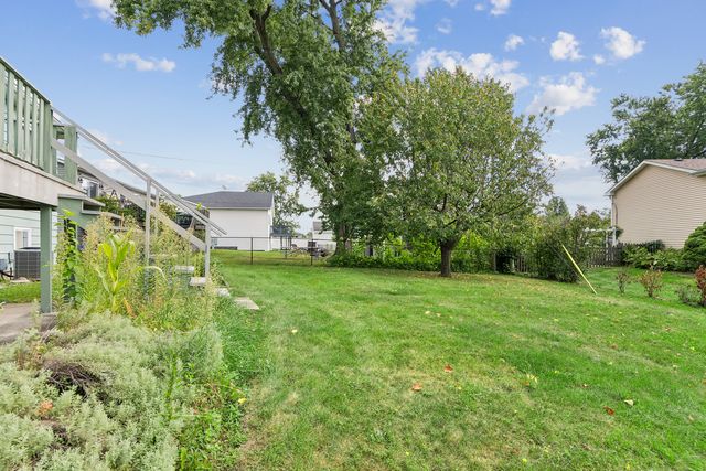 2613 Willow Avenue, Woodridge, IL 60517