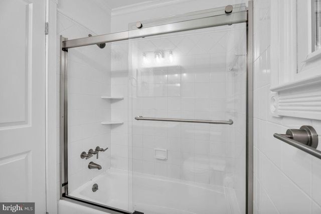 2 PIN OAK TRL, Medford, NJ 08055