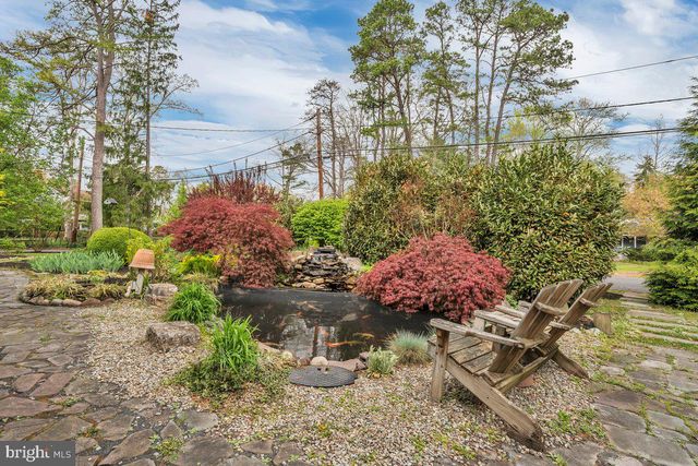 2 PIN OAK TRL, Medford, NJ 08055