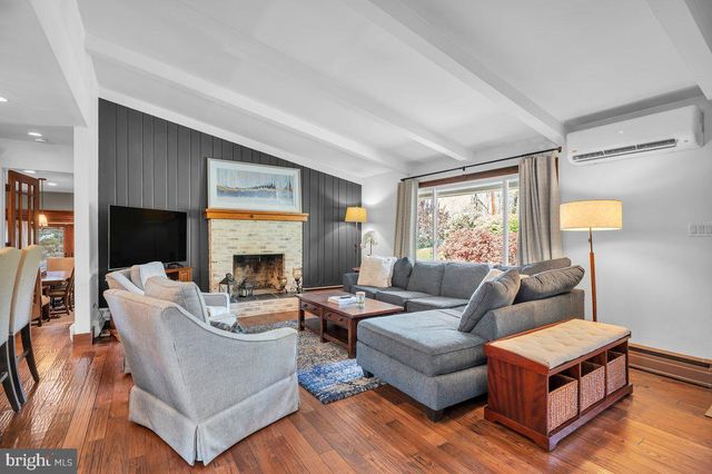 2 PIN OAK TRL, Medford, NJ 08055