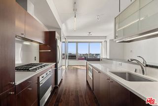 1155 S Grand Avenue 1103, Los Angeles, CA 90015