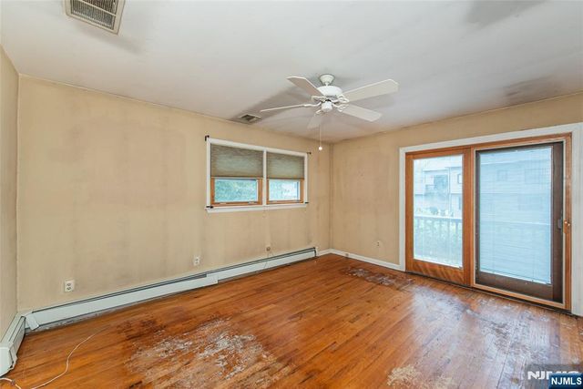 51 Chestnut Drive, Wayne, NJ 07470