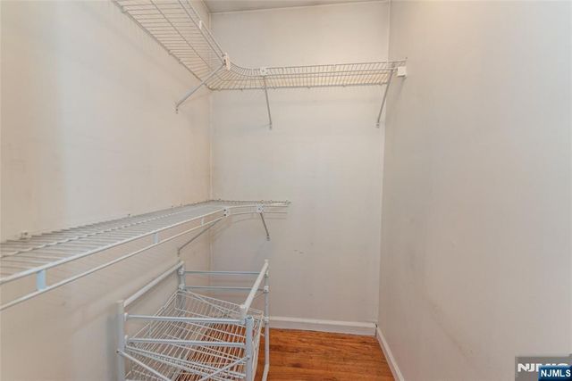 51 Chestnut Drive, Wayne, NJ 07470