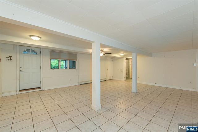 51 Chestnut Drive, Wayne, NJ 07470