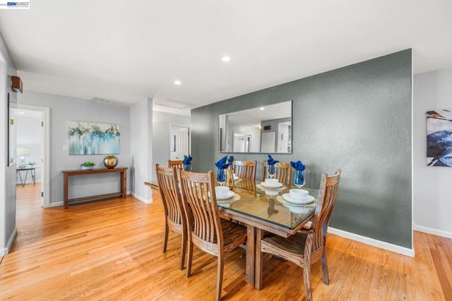 535 San Gabriel Ct, Pleasanton, CA 94566