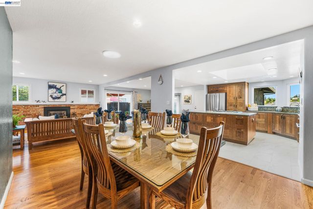 535 San Gabriel Ct, Pleasanton, CA 94566