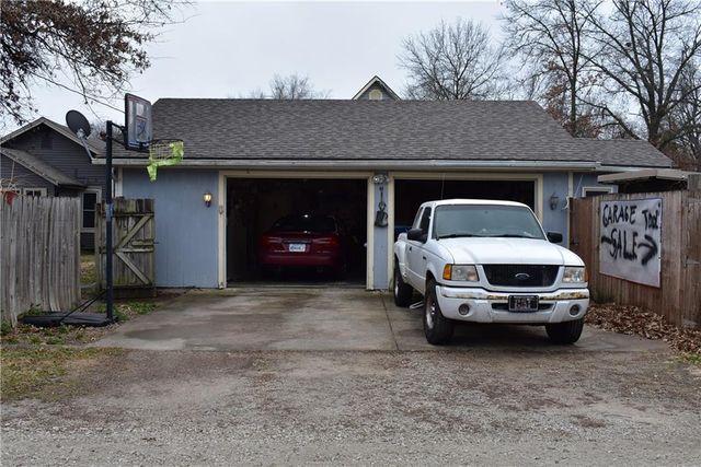 102 Brown Avenue, Osawatomie, KS 66064