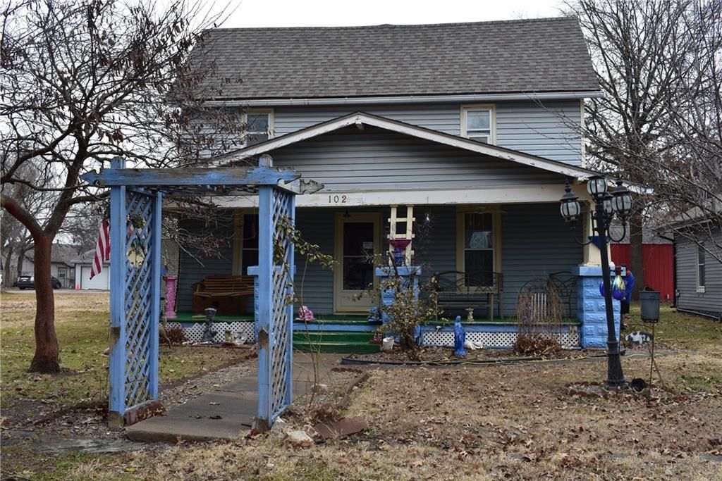 102 Brown Avenue, Osawatomie, KS 66064