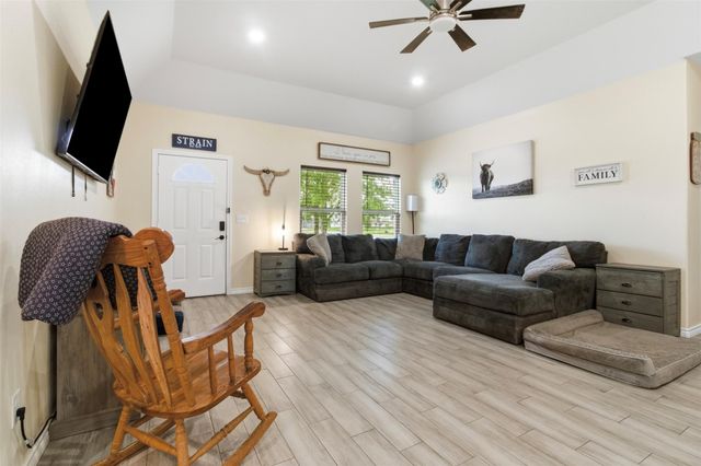 16529 Kingsbury Drive, Conroe, TX 77303