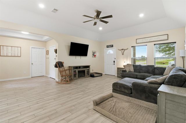 16529 Kingsbury Drive, Conroe, TX 77303