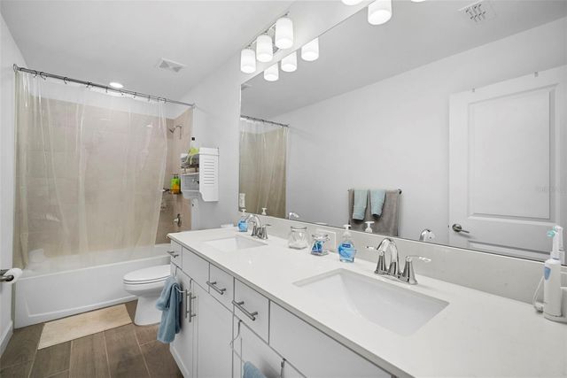 15449 WHITE LINEN DRIVE, Bradenton, FL 34211