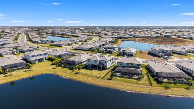 15449 WHITE LINEN DRIVE, Bradenton, FL 34211