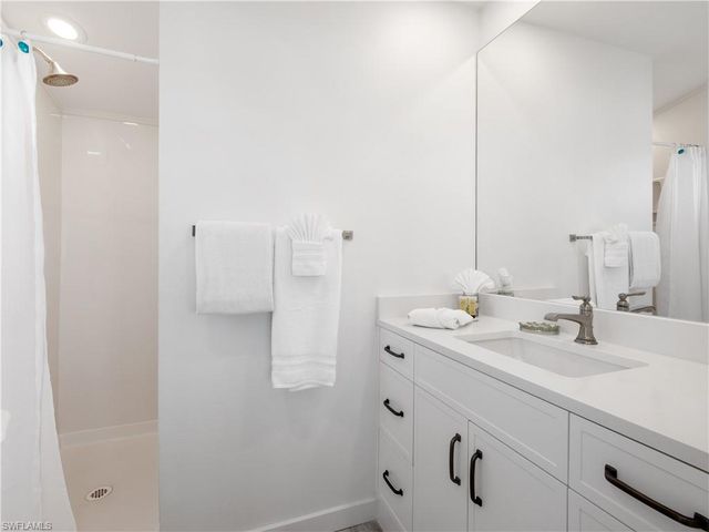 16500 Captiva DR, Captiva, FL 33924