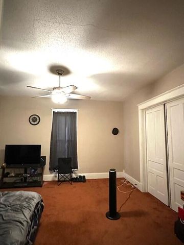 939 N Lynn Street, Nevada, MO 64772