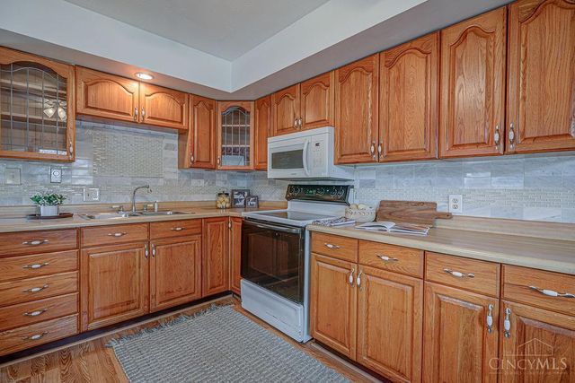 2107 Robin Avenue, Ross Twp, OH 45014