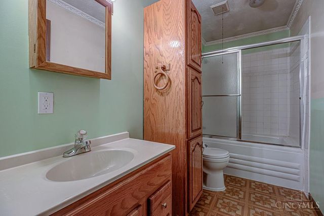 2107 Robin Avenue, Ross Twp, OH 45014