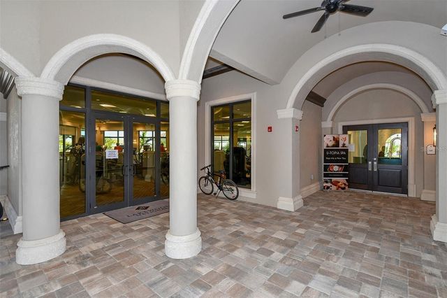 6132 CESSNA RUN, Bradenton, FL 34211