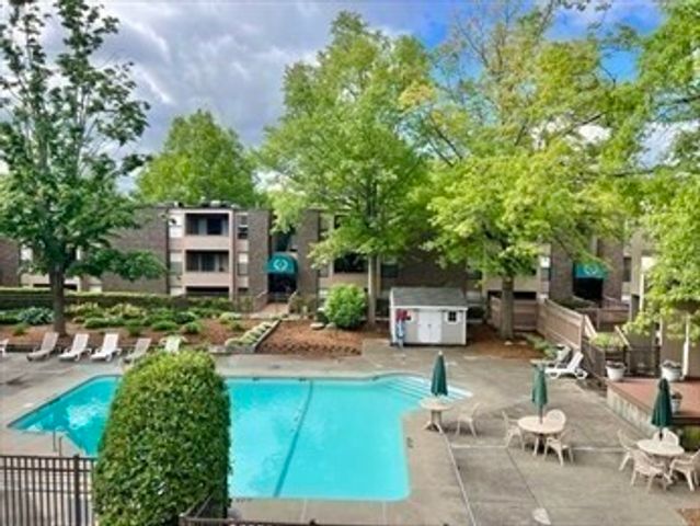 34 Shrewsbury Green I, Shrewsbury, MA 01545