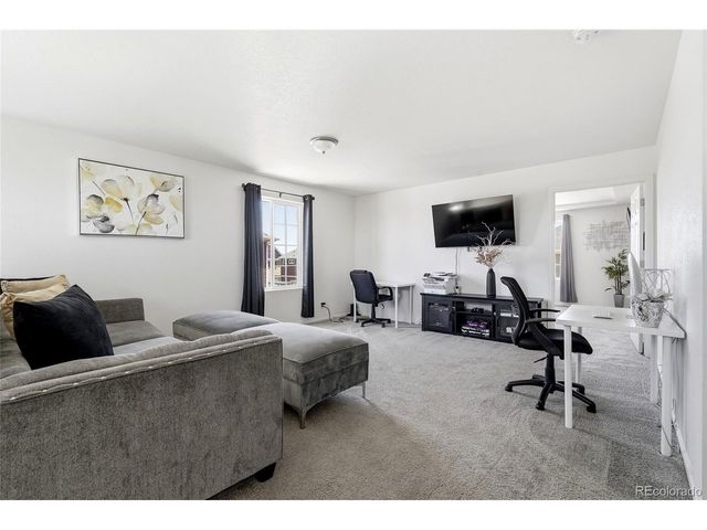 4524 N Picadilly Ct, Aurora, CO 80019