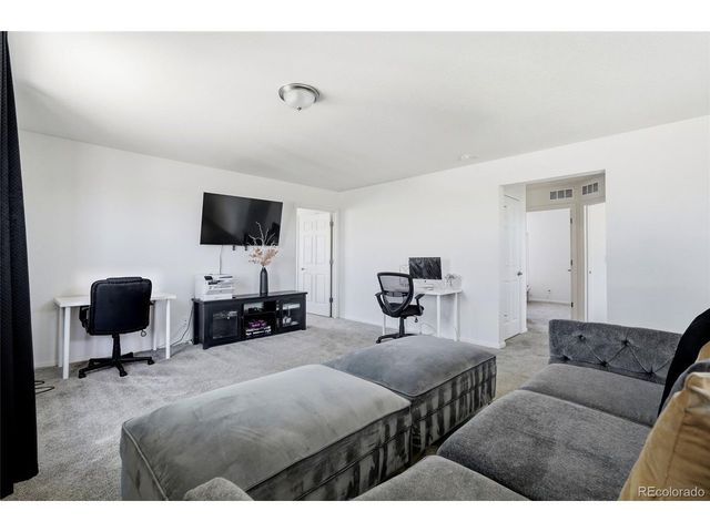 4524 N Picadilly Ct, Aurora, CO 80019