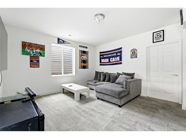 4524 N Picadilly Ct, Aurora, CO 80019
