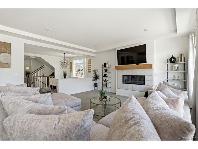 4524 N Picadilly Ct, Aurora, CO 80019