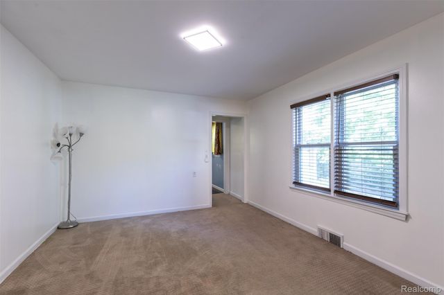 315 Brain Avenue, Belleville, MI 48111