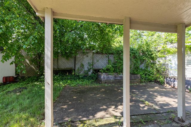315 Brain Avenue, Belleville, MI 48111