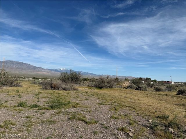 841 West Pearwood Lane, Pahrump, NV 89060