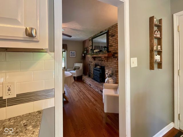 15830 E Lake Shore Drive N, Hope, IN 47246