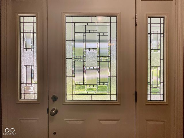 15830 E Lake Shore Drive N, Hope, IN 47246