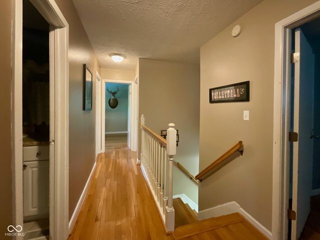 15830 E Lake Shore Drive N, Hope, IN 47246