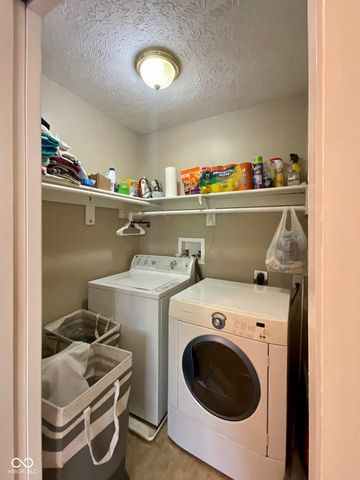 15830 E Lake Shore Drive N, Hope, IN 47246