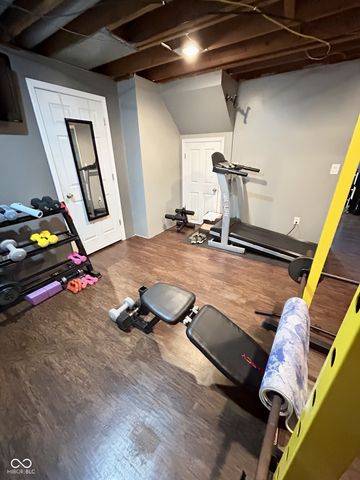 15830 E Lake Shore Drive N, Hope, IN 47246