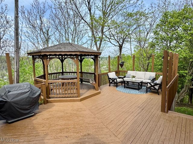 95 Sunset Drive, Mcconnelsville, OH 43756